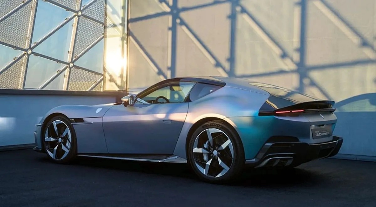 Ferrari 12Cilindri Taylor Made