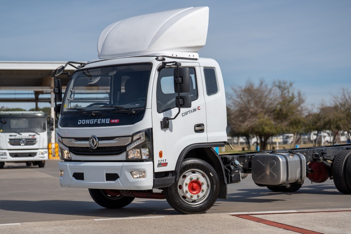 Dongfeng Captain C 1217