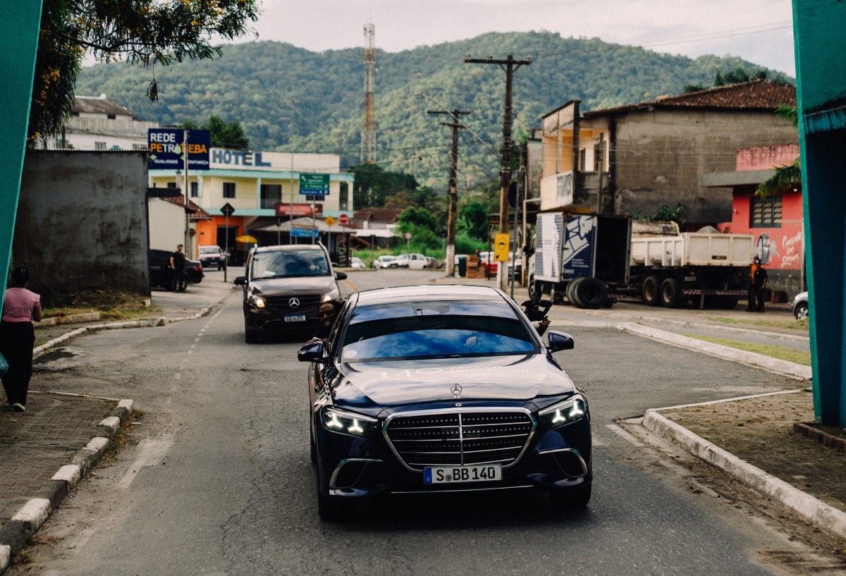 Mercedes-Benz travesía