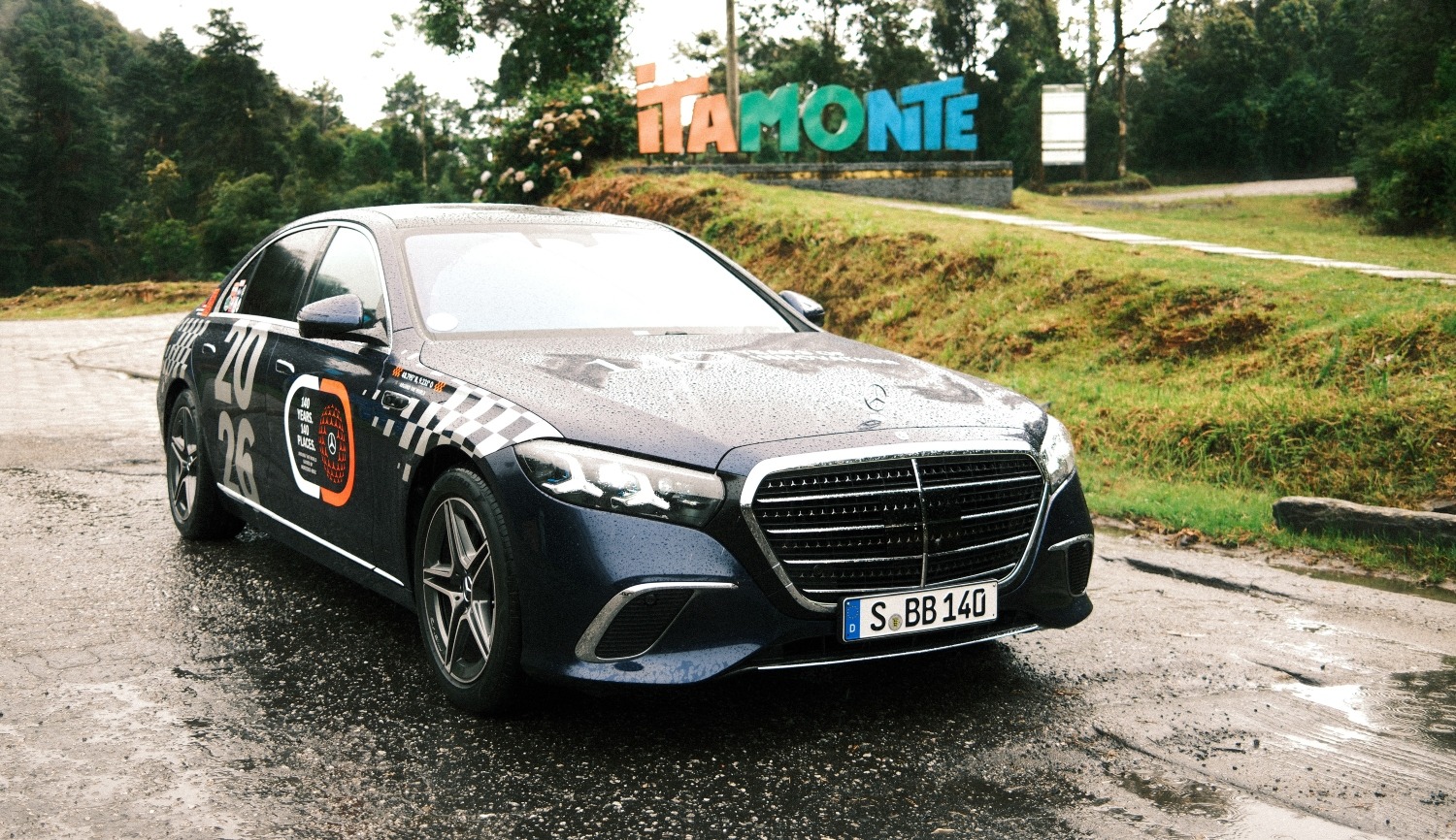 Mercedes-Benz travesía