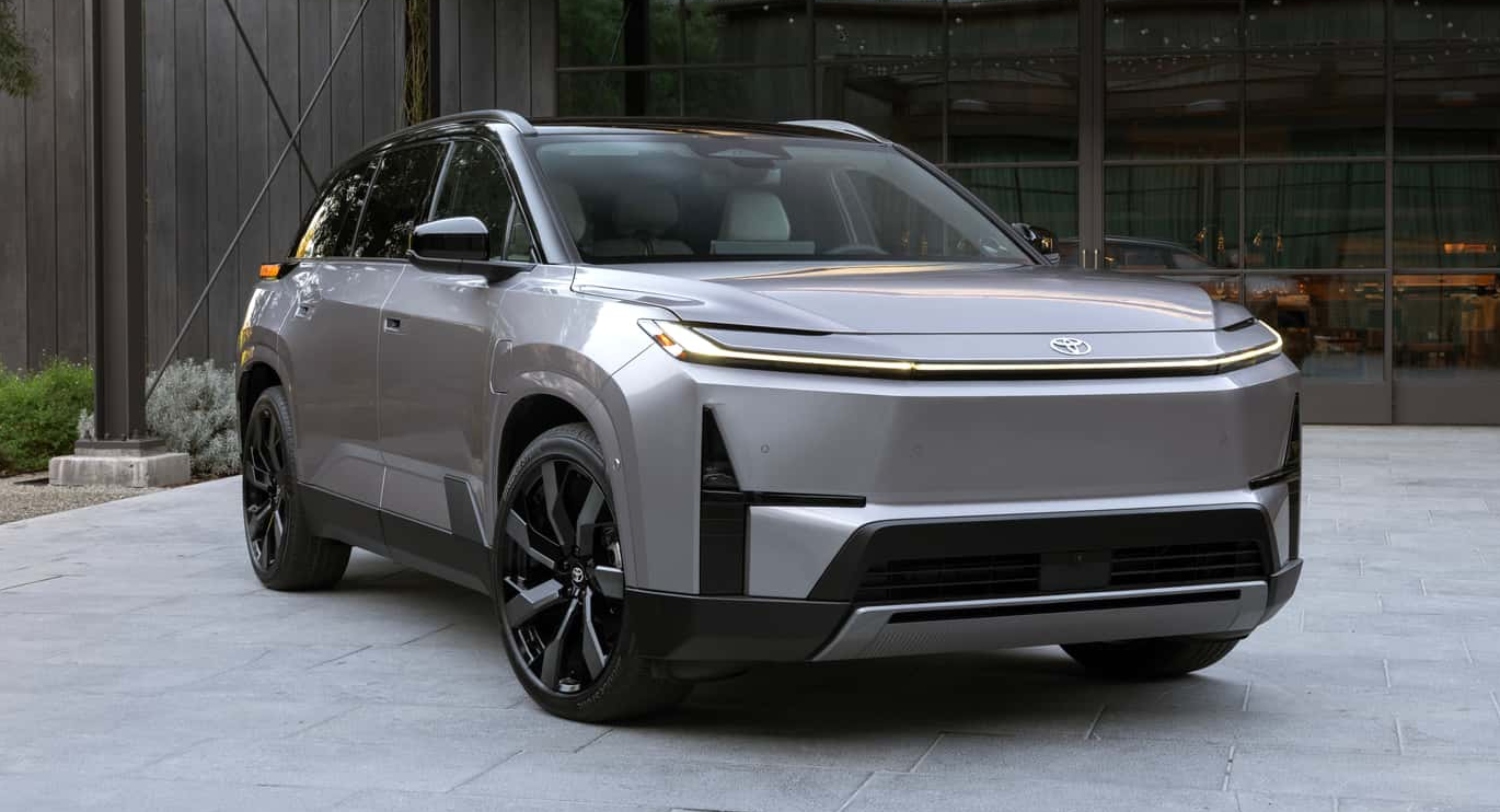 Toyota Highlander EV