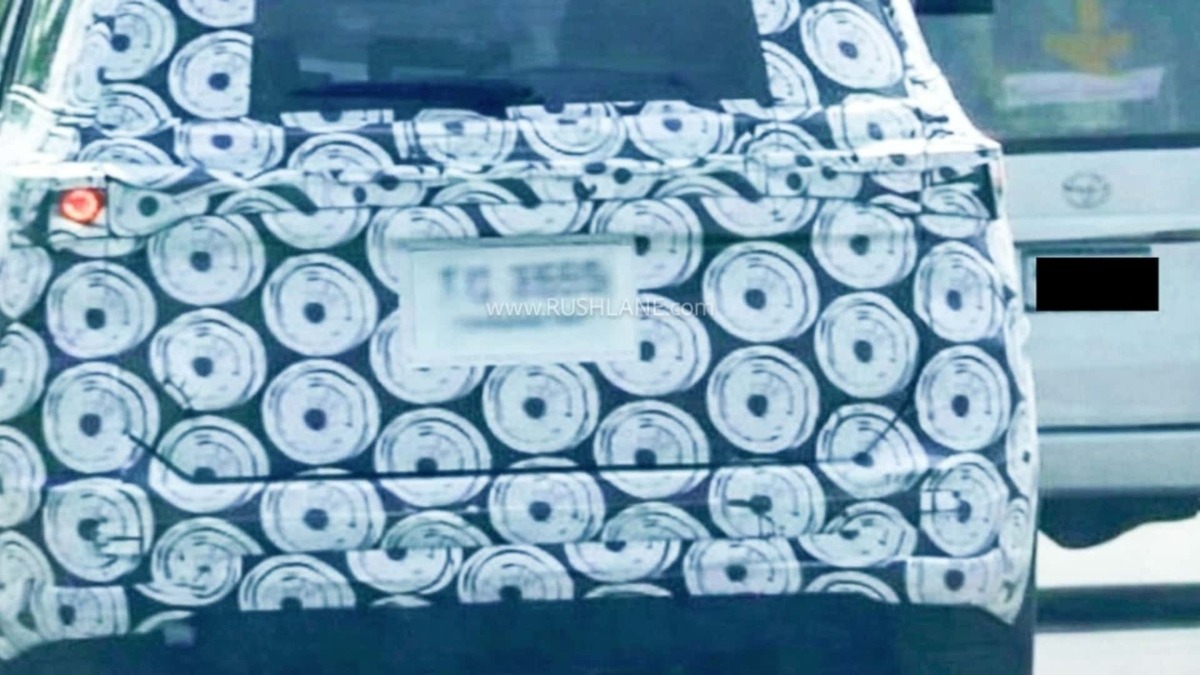 Toyota SW4 restyling camuflado