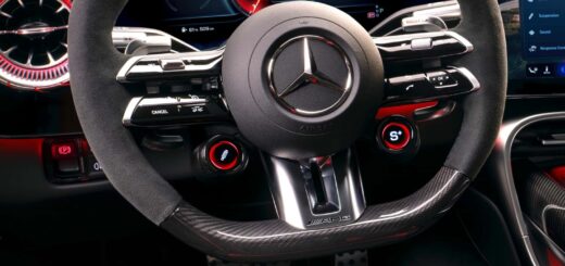 Mercedes-AMG GT 4 Coupé interior