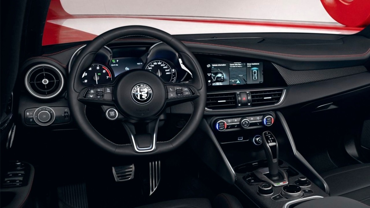 Alfa Romeo Giulia y Stelvio Carbon Perfomance