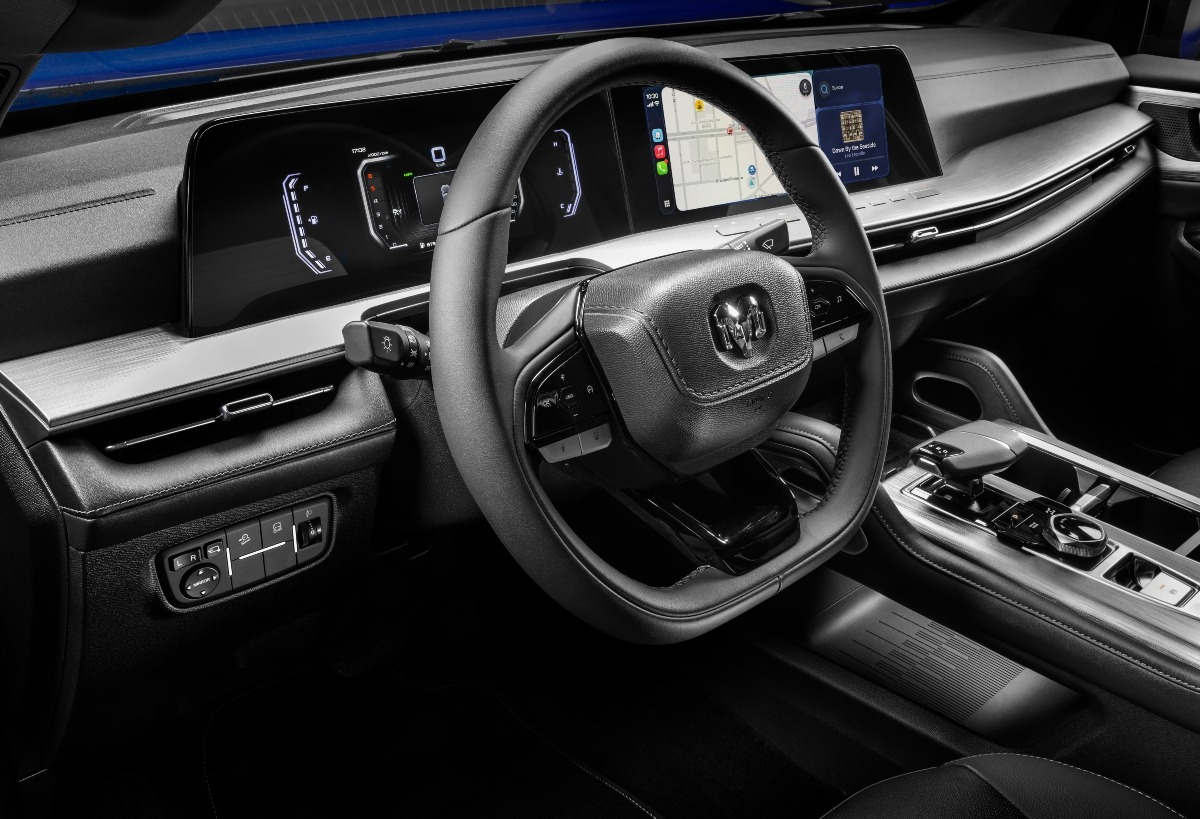 RAM Dakota Laramie Night Edition