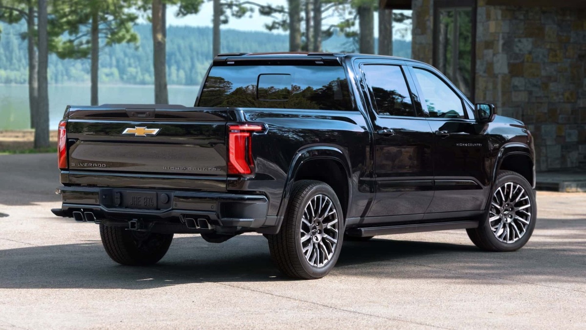 Chevrolet Silverado 2027