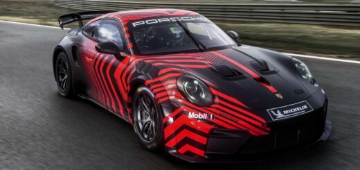 Porsche 911 GT4 R