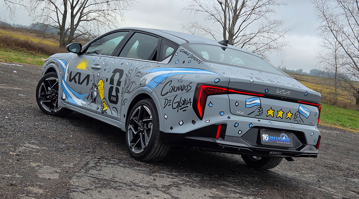 Kia k4