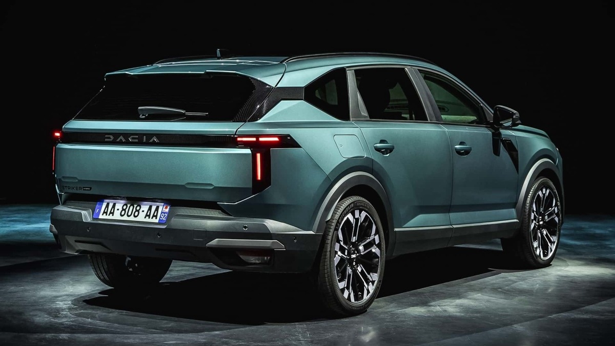 Dacia Striker