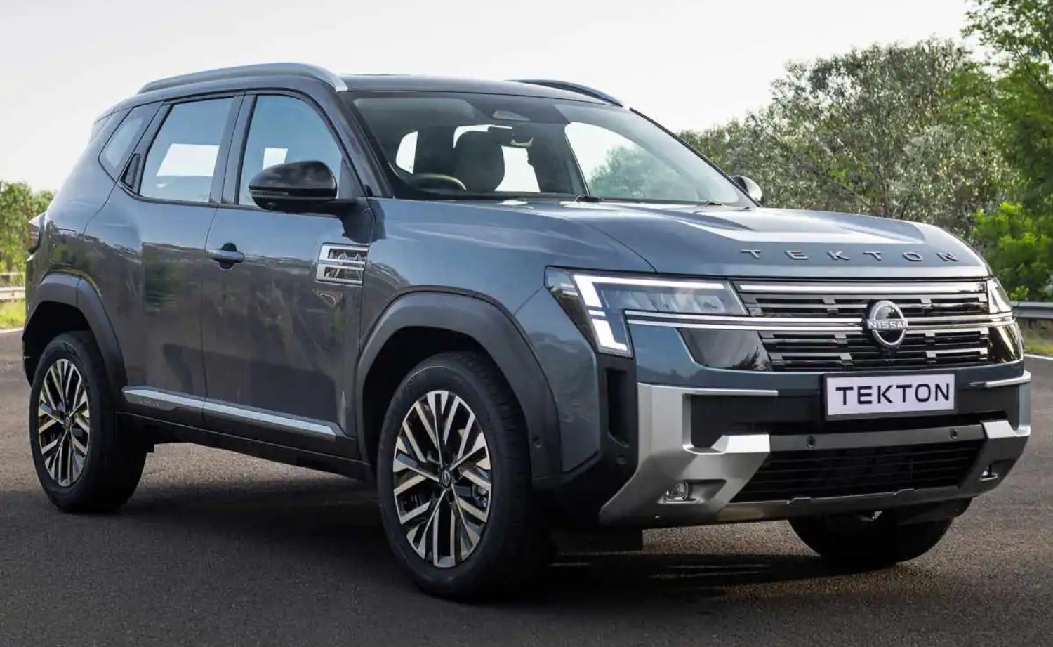 Nissan Tekton