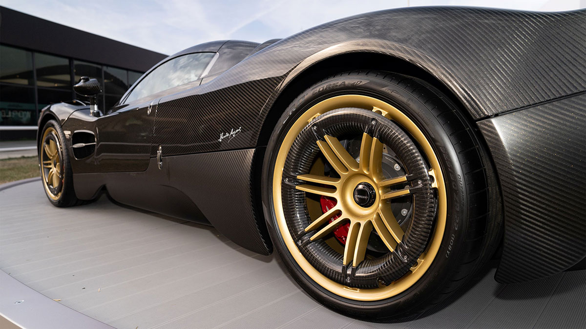 pagani pirelli