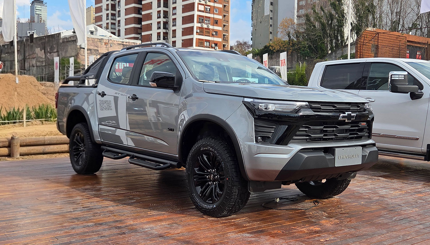 s10 trail bos
