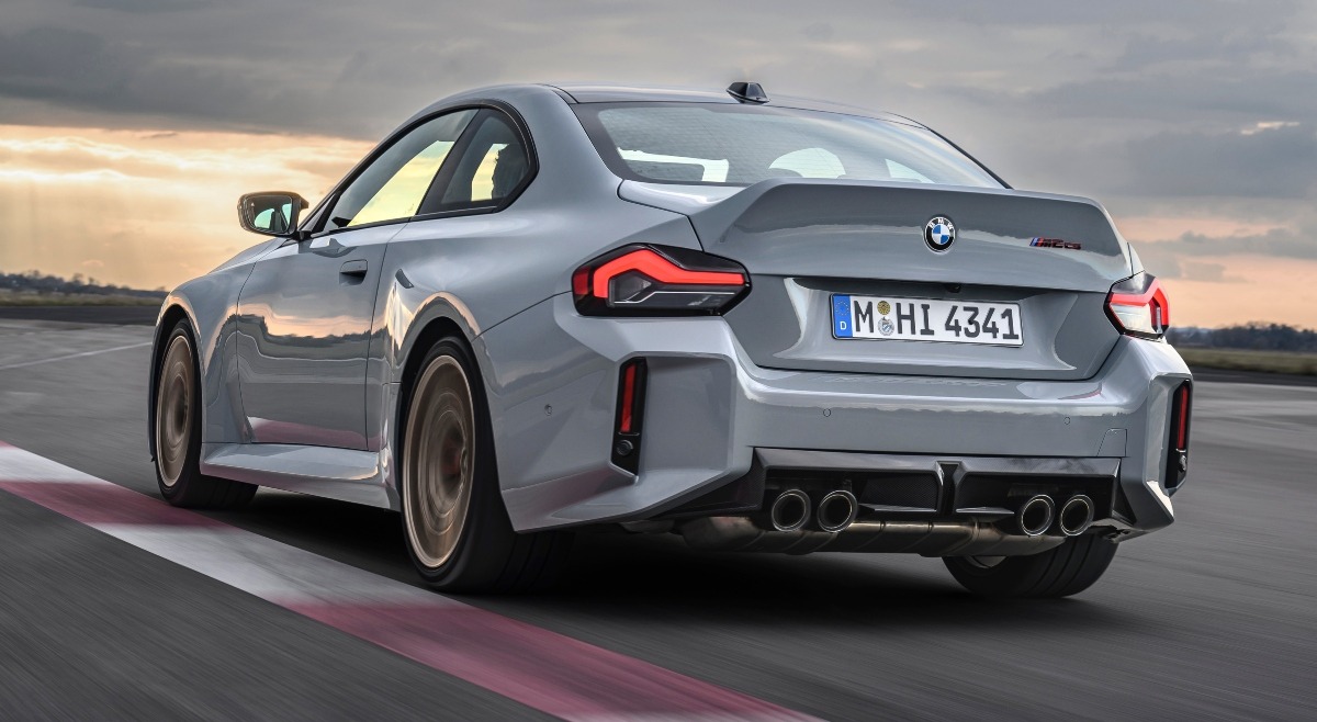 BMW M2 CS