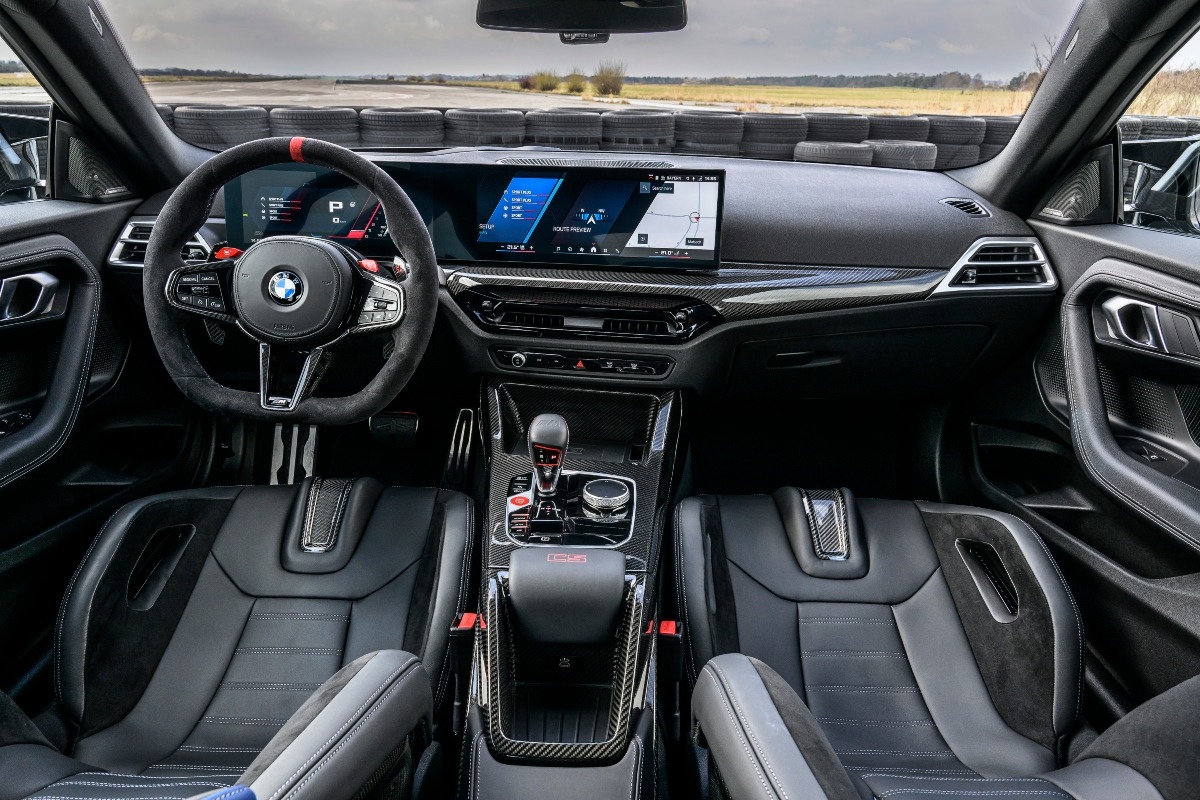 BMW M2 CS