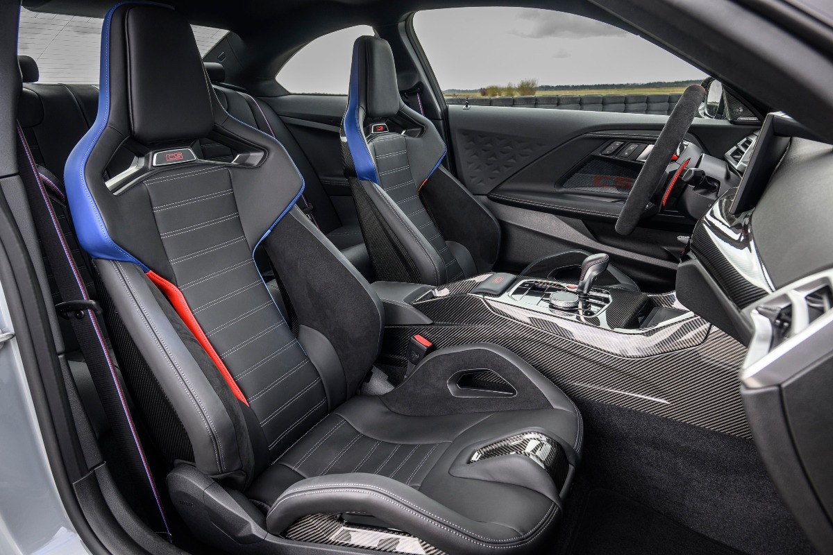 BMW M2 CS