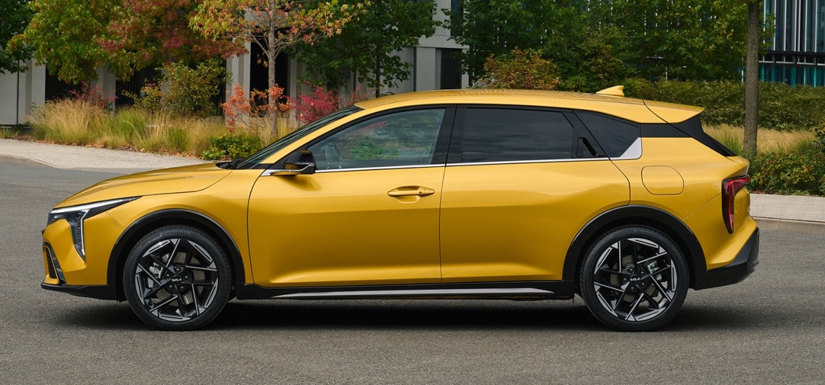 Kia K4 hatchback