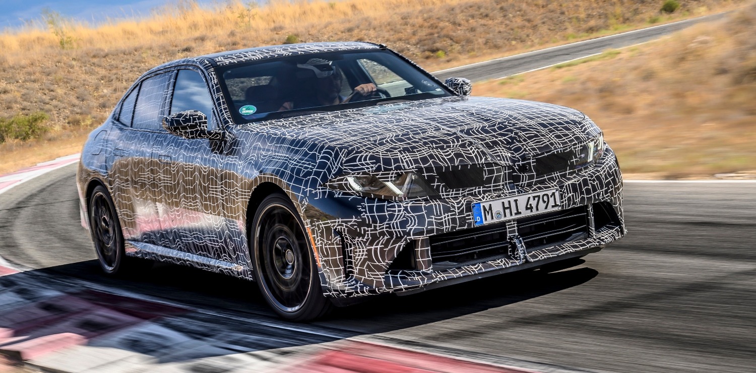 BMW Serie 3 M350 camuflado
