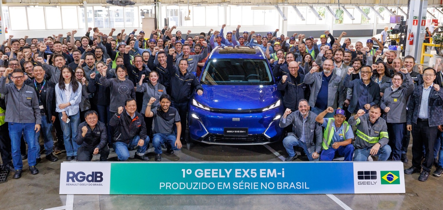 Renault Geely EX5 EM-i Brasil
