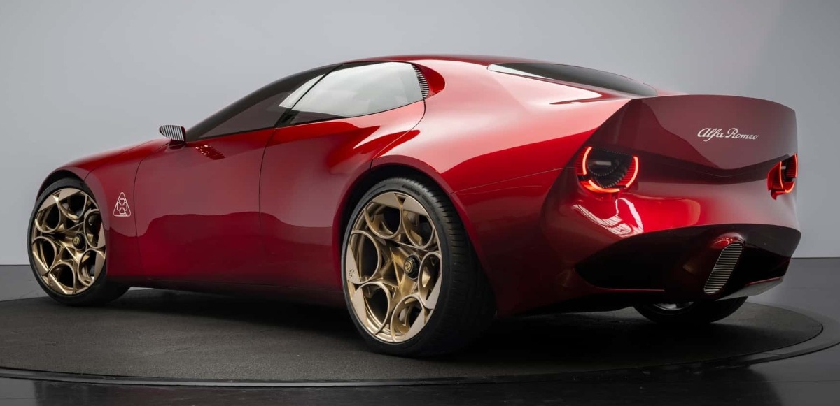 Alfa Romeo Cuorerosso