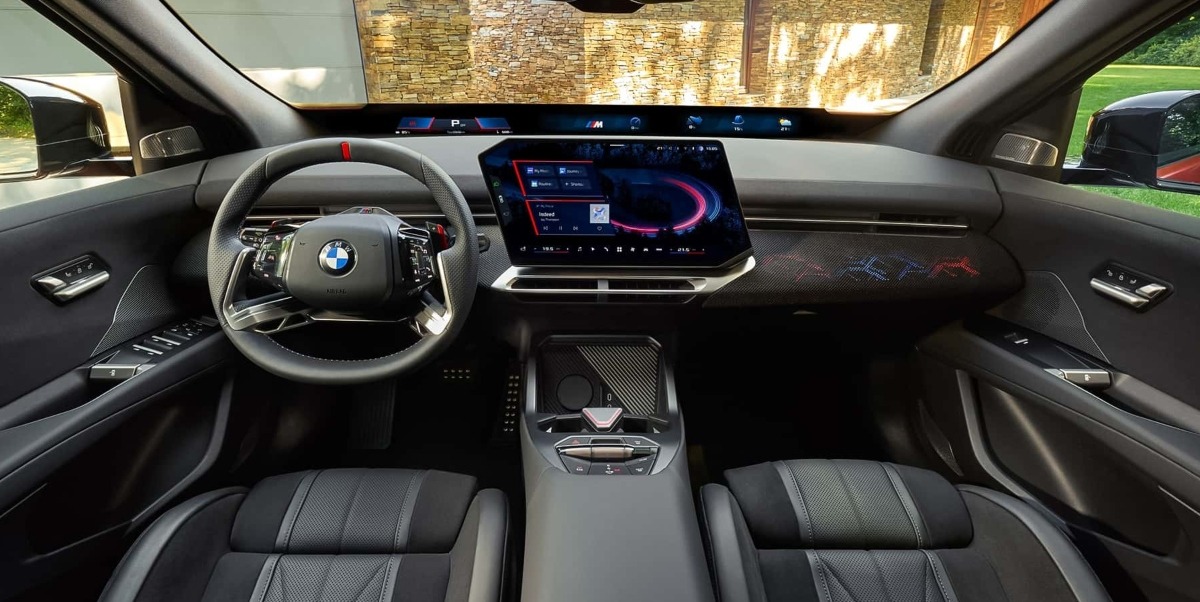 BMW iX4