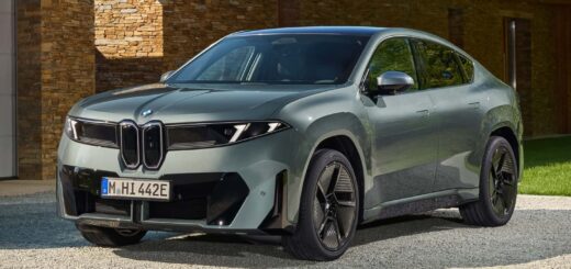 BMW iX4