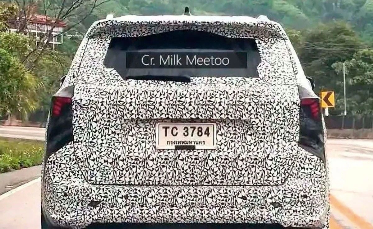 Toyota SW4 2027 camuflada