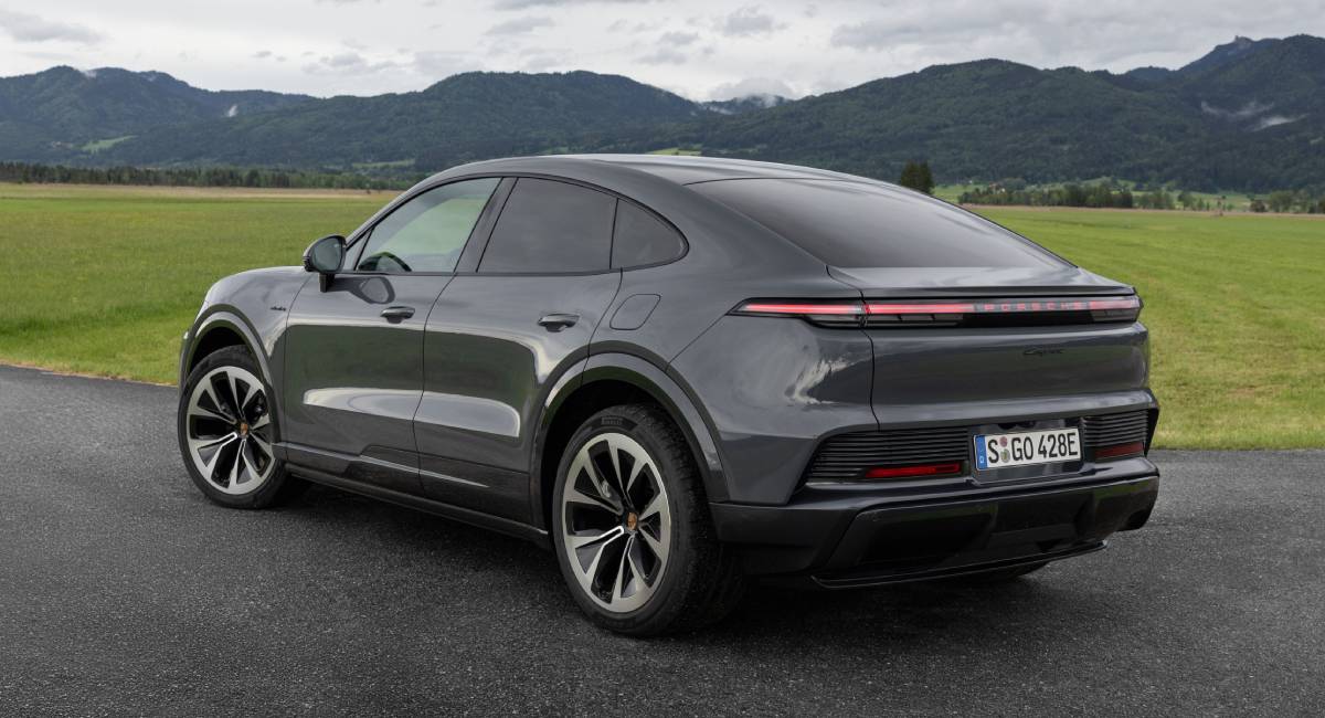cayyene coupe electric