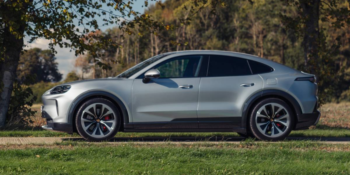 cayyene coupe
