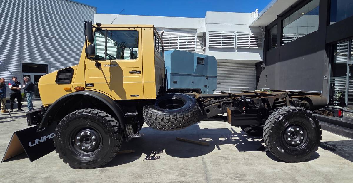 lateral unimog